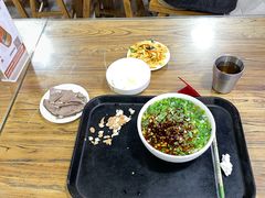 -陇上全荟兰州传统牛肉面(延吉路店)