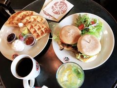 韩式烤牛肉汉堡-漫咖啡(奥体店)