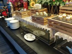 自助取餐区-唐拉雅秀酒店-西锦汇空中BBQ·思创餐厅