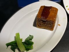 东坡肉-老头儿油爆虾·1987杭州烟火味(湖滨银泰in77D区店)
