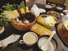 -湊湊火锅·茶憩(和平大悦城店)
