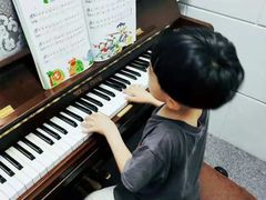 -The ONE 智能钢琴教室音乐恋琴吧·青岛市海玖玖艺术培训学校