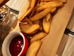 -必胜客(证大大拇指店)
