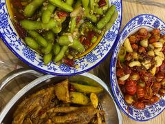 -江城燕子大排档(江汉路步行街店)