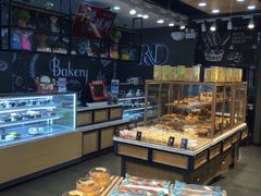 面包甜点陈列柜-皇家美孚(海云庵店)