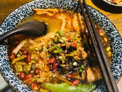 -粉家柳州螺蛳粉(杨宅路店)