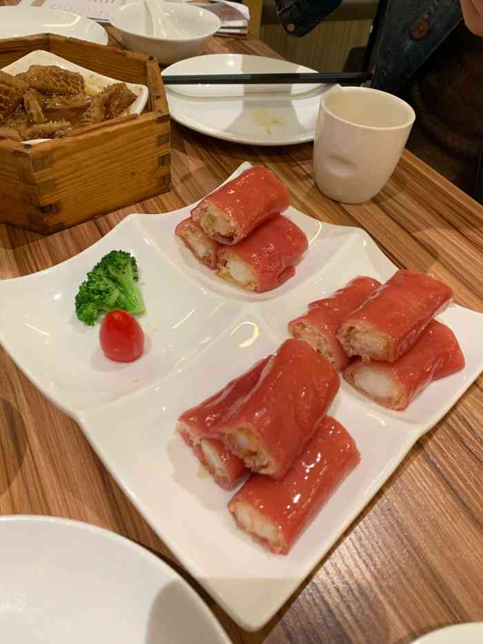 粤食堂(和悦汇店)-"听说这里是正宗的粤菜才迫不及待的想来试试.
