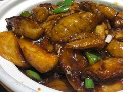 最爱地三鲜-95号酱骨·一块豆腐(展春园西路店)