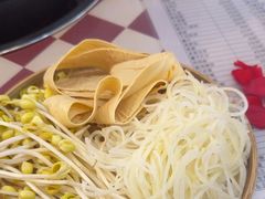 -赵美丽·重庆社区火锅·直营店(火车东站·中豪国际店)