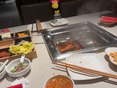 -海底捞火锅鲜切牛肉主题店(长寿路店)