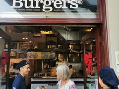 -Ribs & Burgers The Rocks