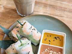 虎虾扎肉条米纸卷-越美小馆·越南料理(曲江店)
