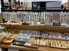 面包甜点陈列柜-川岛屋·KAWASIMAYA·咖啡简餐