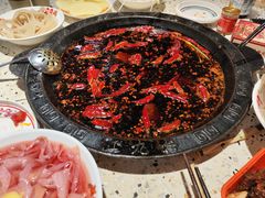 -红九格老火锅(三峡广场店)