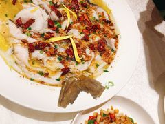 鸭嘴鱼-漓江又一軒·广西菜·桂林米粉(梅林店)