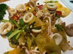 酸菜炒鱿鱼-鑫阿强海鲜大排档·老厦门特色菜(中山路店)
