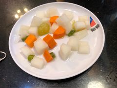 赠送泡菜-拿渡·水煮鱼麻辣香锅(王府井奥莱·香江小镇店)