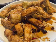 -95号酱骨·一块豆腐(展春园西路店)