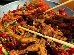 -巴厘龙虾·榜首油焖大虾(音乐学院·沿江酒馆店)