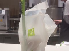 -奈雪的茶(湖滨银泰in77C区PRO店)