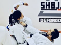 -DEFGROUP·巴西柔术·拳击·摔跤(世纪大道馆)