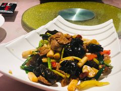 -东馆和天下特色餐饮(工农店)