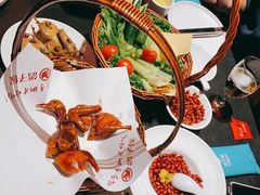 -鸽子侯·家宴·平价海鲜(市图书馆店)
