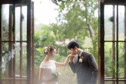 -雪中彩影婚纱摄影·微光艺术中心