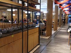 面包甜点陈列柜-虾饺妹·酒家(金碧店)