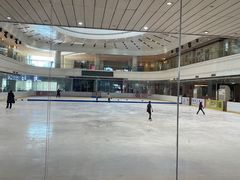 -陈露国际冰上中心(天津嘉里汇店)