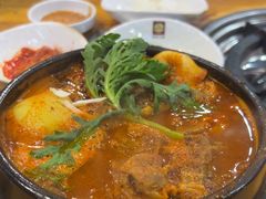 -喇喇排骨火锅·传统韩式脊骨汤(望京西园总店)