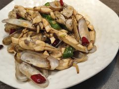 -五谷丰登农家院·地道胶东菜·海鲜烧烤(威海店)