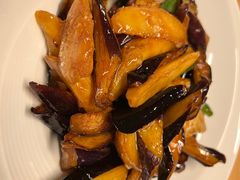 -关东小磨东北菜(上海长风大悦城店)