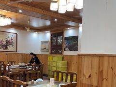 -芦茨金富饭庄·25年老字号·专做稻草鸡