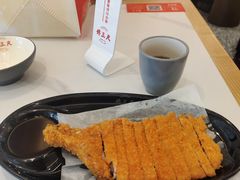 -馋三尺蟹粉小笼(人民广场店)