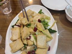 -鲁南仔·滕州炒鸡(经三路店)