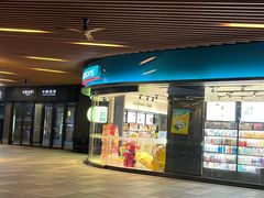 -瑞虹新天地月亮湾
