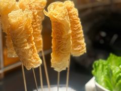-鲜入唯煮·港式海鲜牛肉火锅(金宝街店)