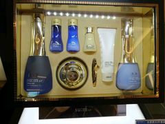 -新世界百货(明洞总店)