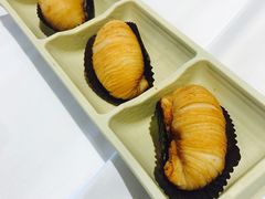 榴莲千丝酥-稻香酒家·34年老字号·港式粤菜(汉街店)