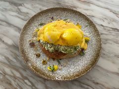牛油果班尼迪克蛋-the rug 飞毯 (朝阳公园店)