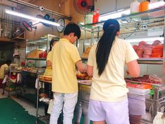 -Bánh Mì Huynh Hoa