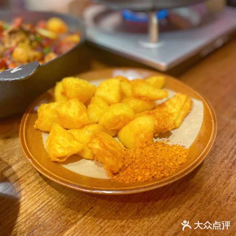 成都北门也可以吃到超美味的芋儿鸡，美食探店[调皮]