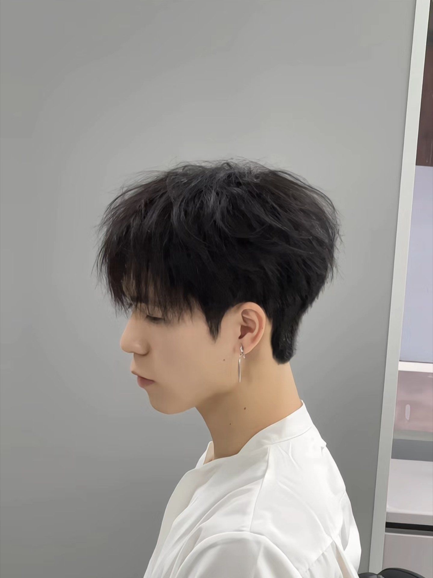 男生简洁发型