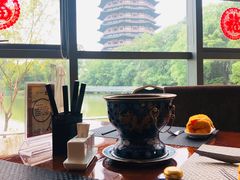 靠窗位-听松楼·花园酒店·自助餐厅(红梅公园店)