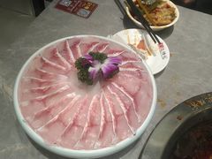 -忘情水鱼头·鲜鱼火锅(滨江中路店)