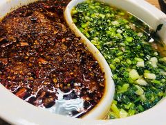 鸳鸯水煮牛肉-成都吃客(九眼桥店)