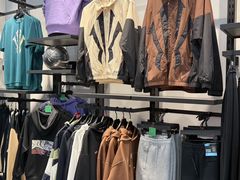 -五洲国际美食广场(五洲城·惠生活广场店)