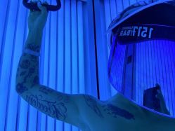 -极昼美黑24H日晒沙龙