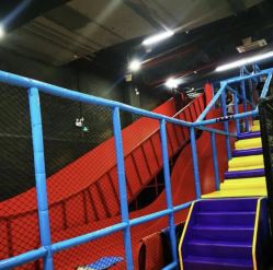 -蹦贝运动中心·蹦床·攀岩·闯关(龙岗店)